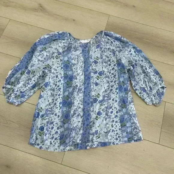 LC Lauren Conrad Blue Blooming stripe Floral Raglan Sleeve Button Top Large blue - Picture 3 of 8